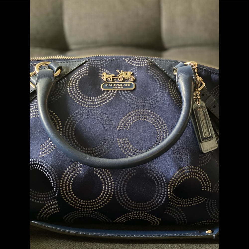 Excellent Cond. Coach Satchel Navy Blue👜👛 - Picture 2 of 9